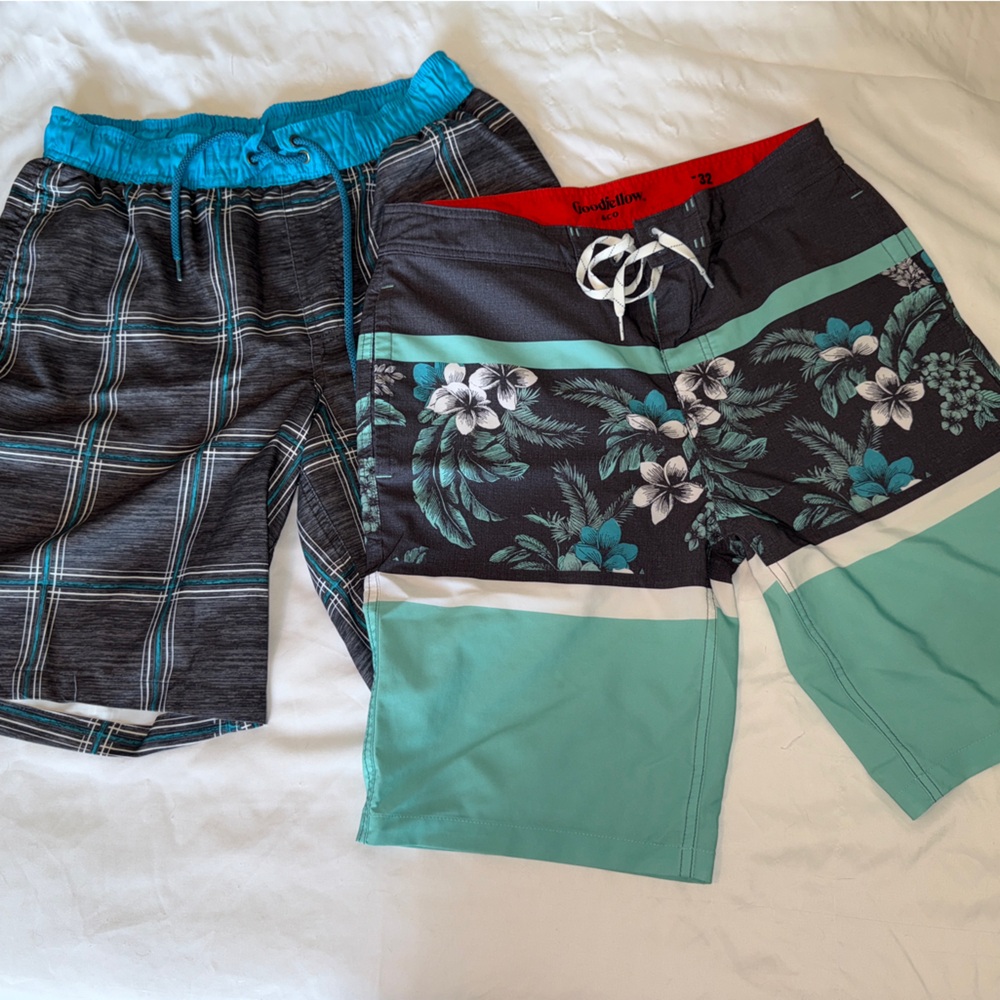 Floral and Plaid Swim Shorts Set
